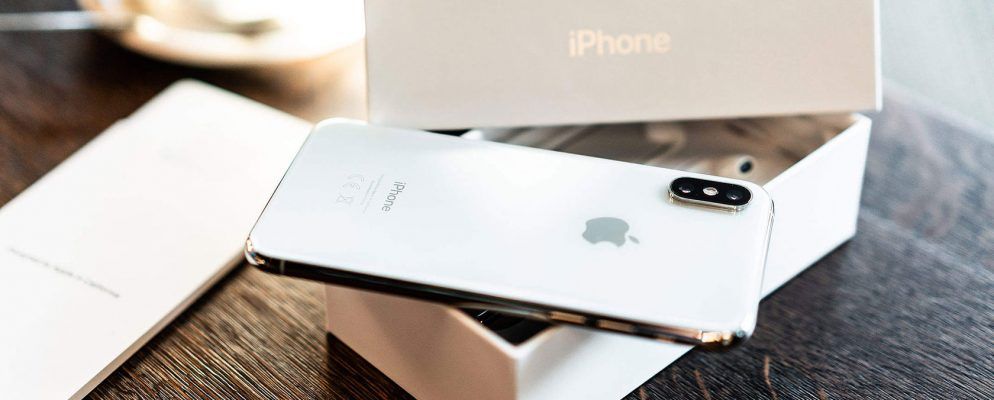 您应该从Apple还是从运营商那里购买iPhone?