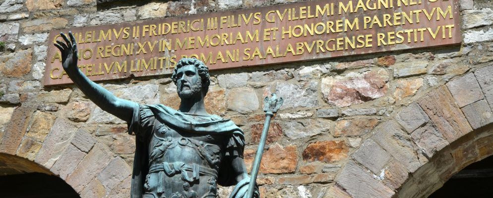 您现在可以学习使用Duolingo讲拉丁语