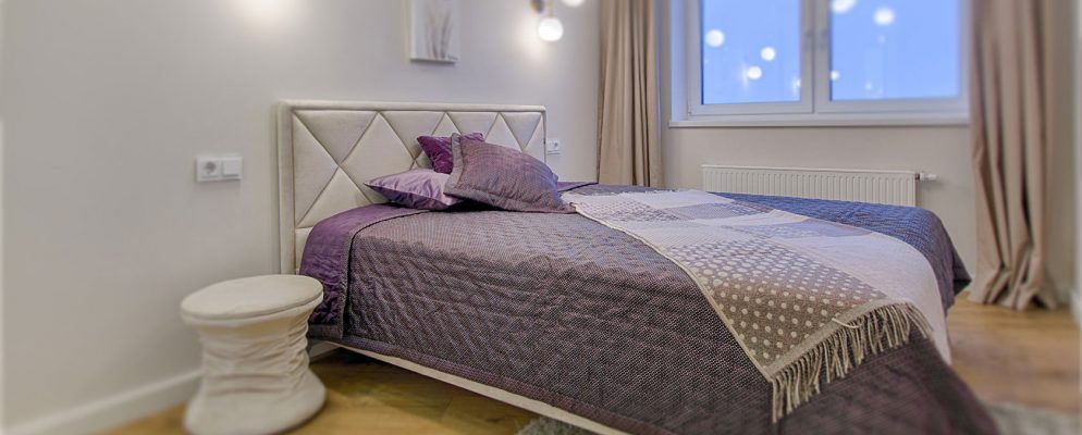 检查酒店客房或公寓中的臭虫:8个提示和工具