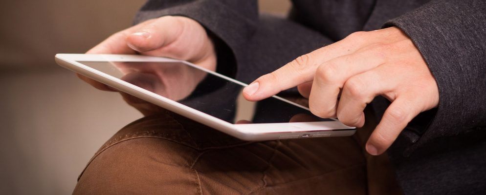 如何在iPadOS上使用多任务和文本编辑手势