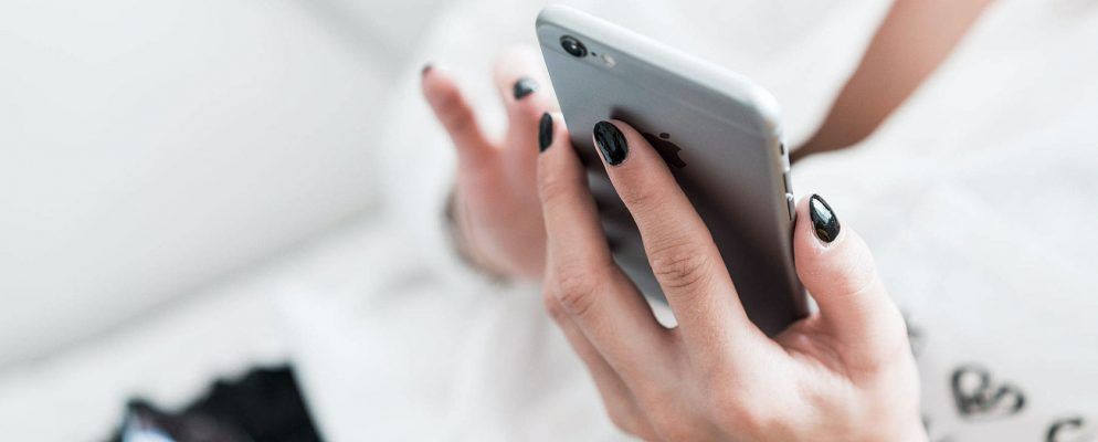 如何在iPhone上解锁号码