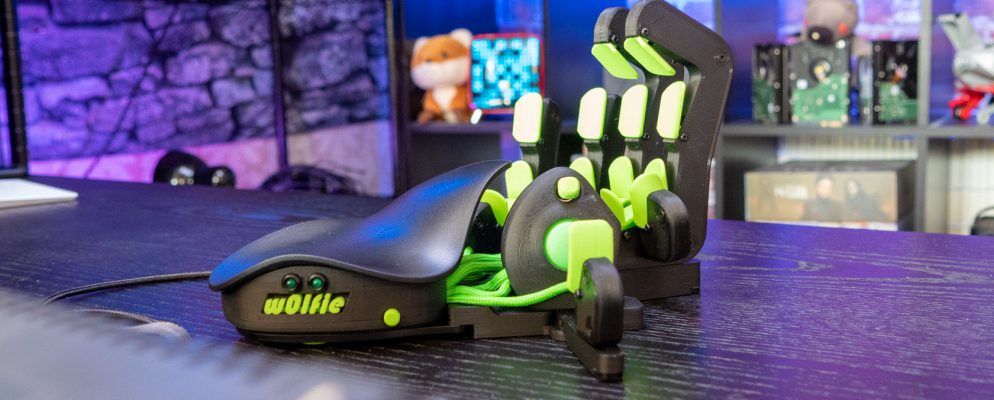 在您看到Azeron之前不要购买游戏键盘! (审查和赠品)