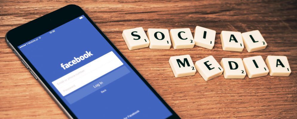 Facebook，Twitter等的主要图片大小