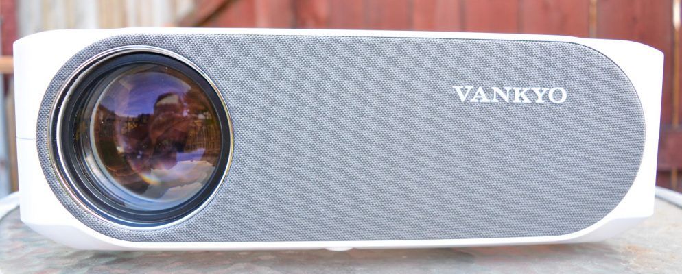 Vankyo Performance V630是用于家庭影院的智能预算LCD投影仪吗?