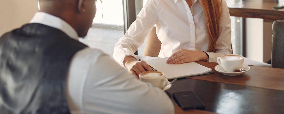 5个免费的简历应用程序,可最大化招聘经理阅读简历的机会