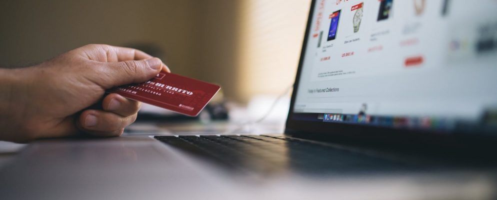 这个40美元的课程套装向您展示如何通过Amazon和Shopify在家赚钱