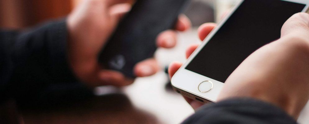 如何在iPhone到iPhone上共享您的Wi-Fi密码