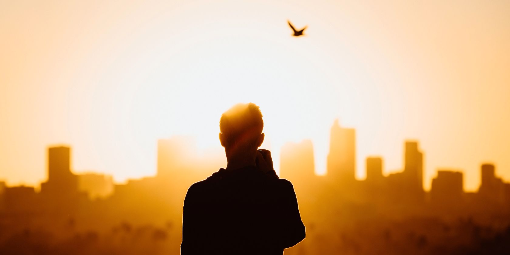 在社交媒体上使用的 10 个完美的黄金时段字幕