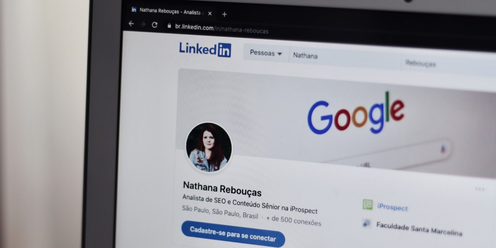 如何使用 LinkedIn 向招聘人员展示您愿意工作